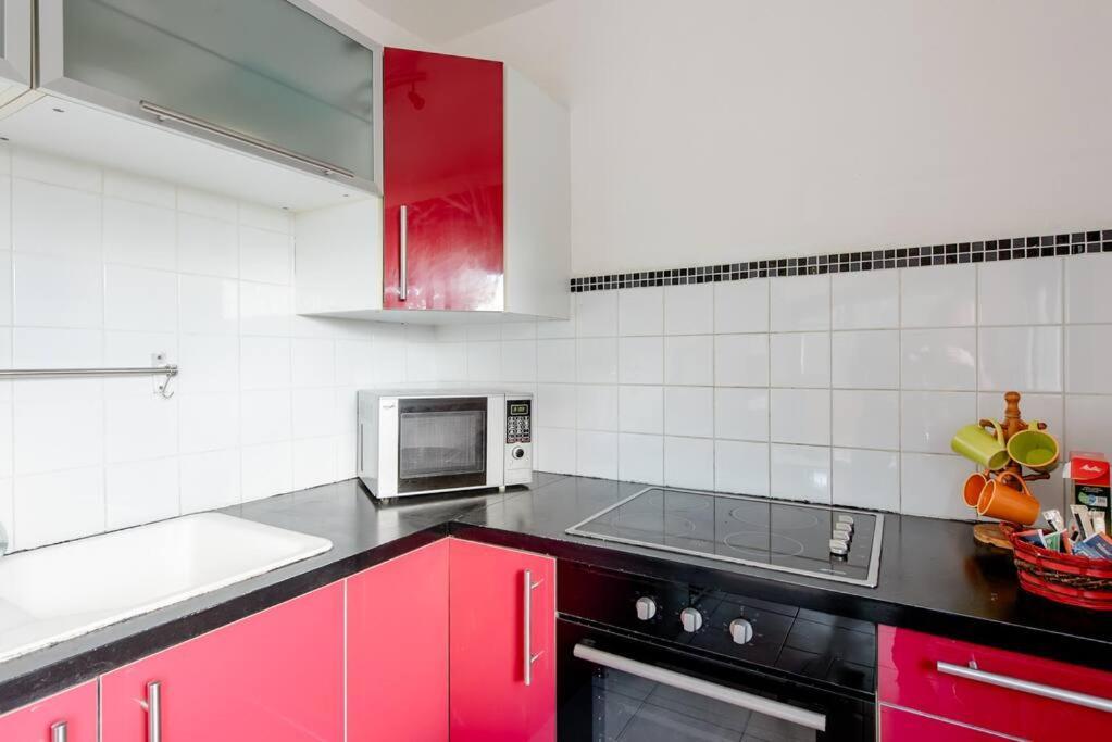 Park & Suites -Wifi-Netflix-Vue Marseille Kültér fotó